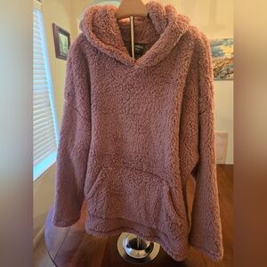 32 Degrees Heat Plush Pink Furry Hoodie, Size XXL, Never Worn, Super Soft & Warm